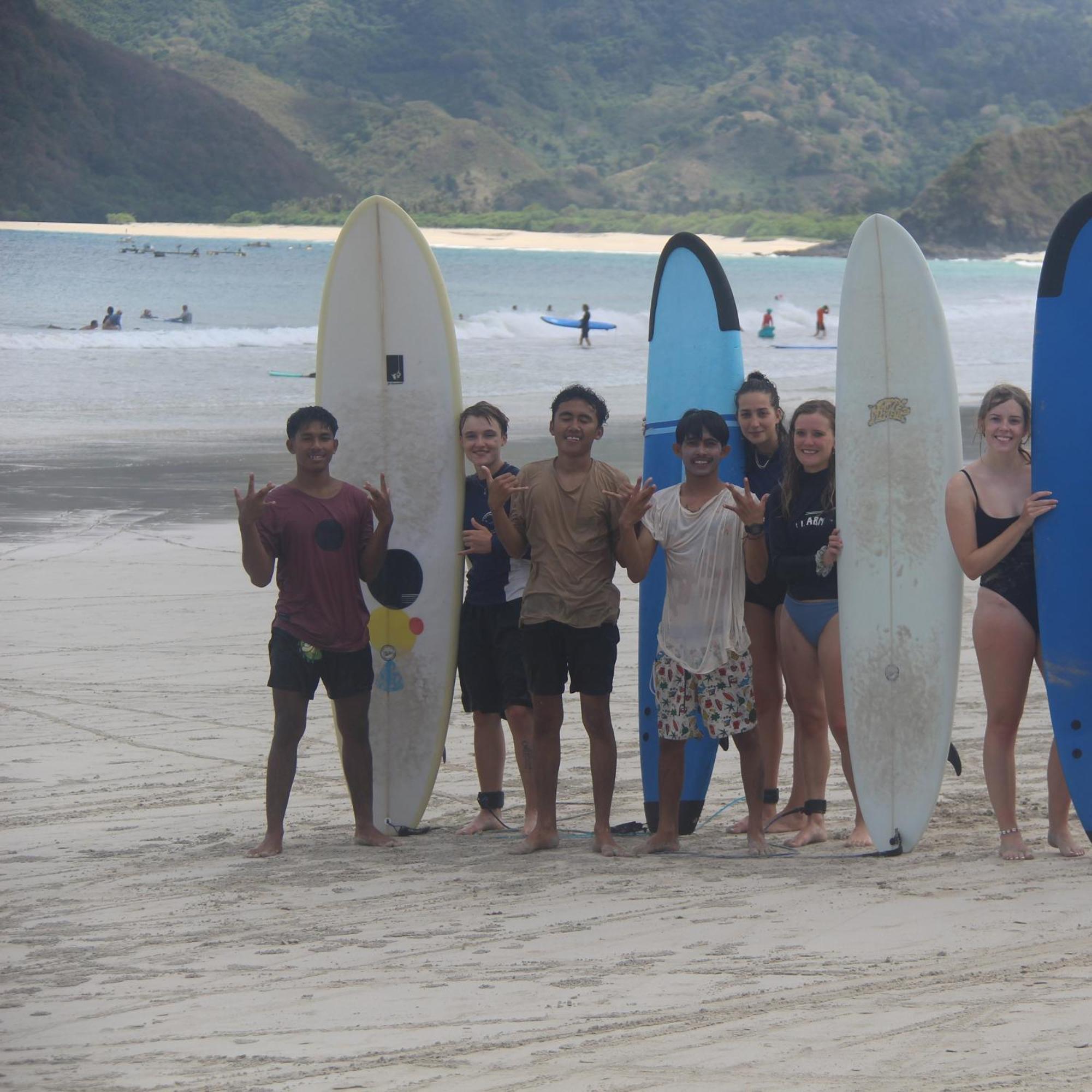 Roby Homestay Kuta  ภายนอก รูปภาพ
