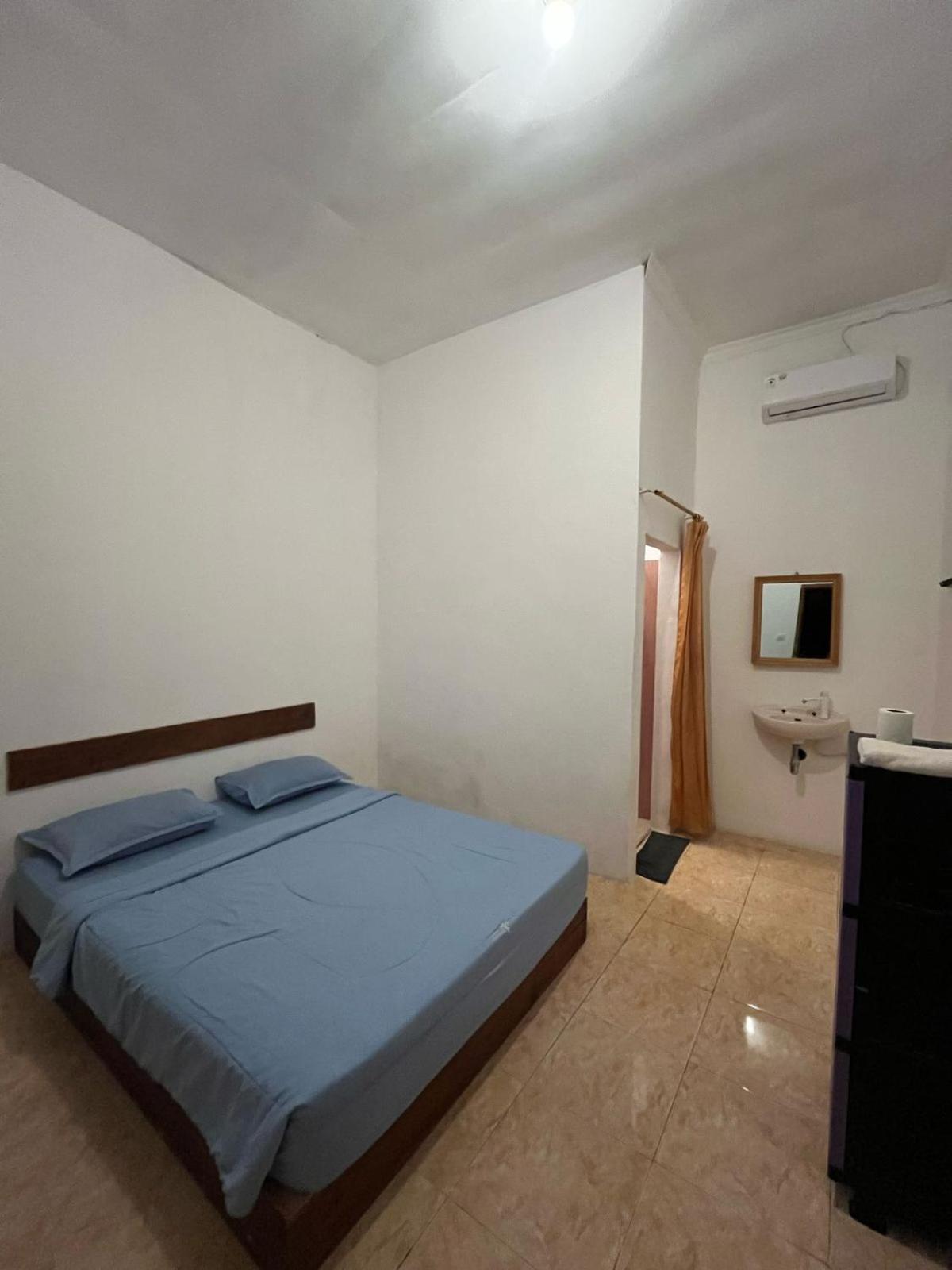 Roby Homestay Kuta  ห้อง รูปภาพ